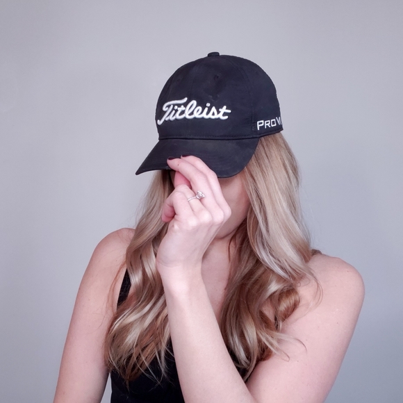 Titleist Tour Performance Golf Ace Hat - Picture 2 of 16